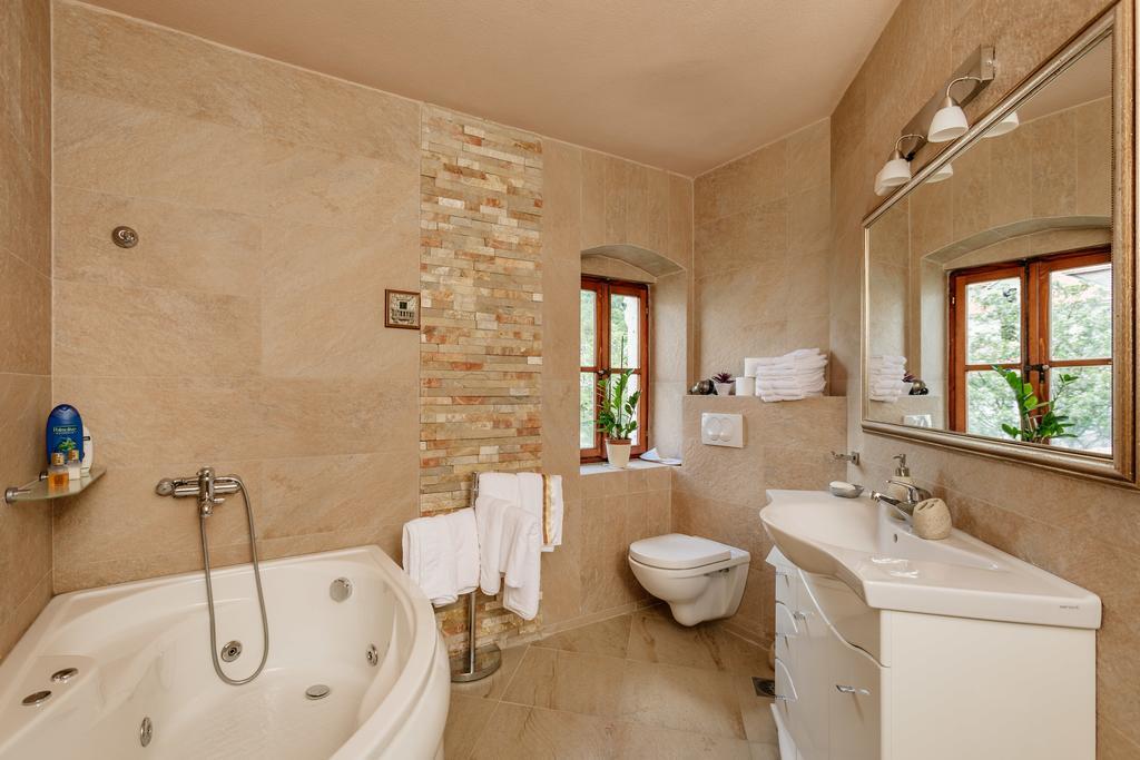 Villa Luxury Stone On The Sea With Private Pool And View Kotor Exterior photo