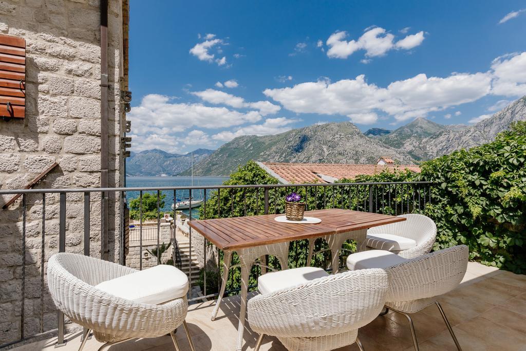 Villa Luxury Stone On The Sea With Private Pool And View Kotor Exterior photo