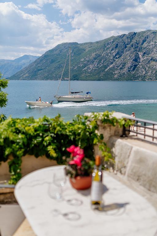 Villa Luxury Stone On The Sea With Private Pool And View Kotor Exterior photo